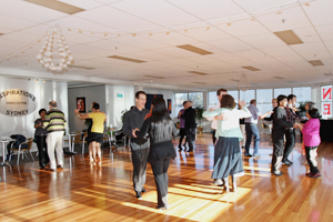 beginner and intermediate group class - ballroom and latin dances
